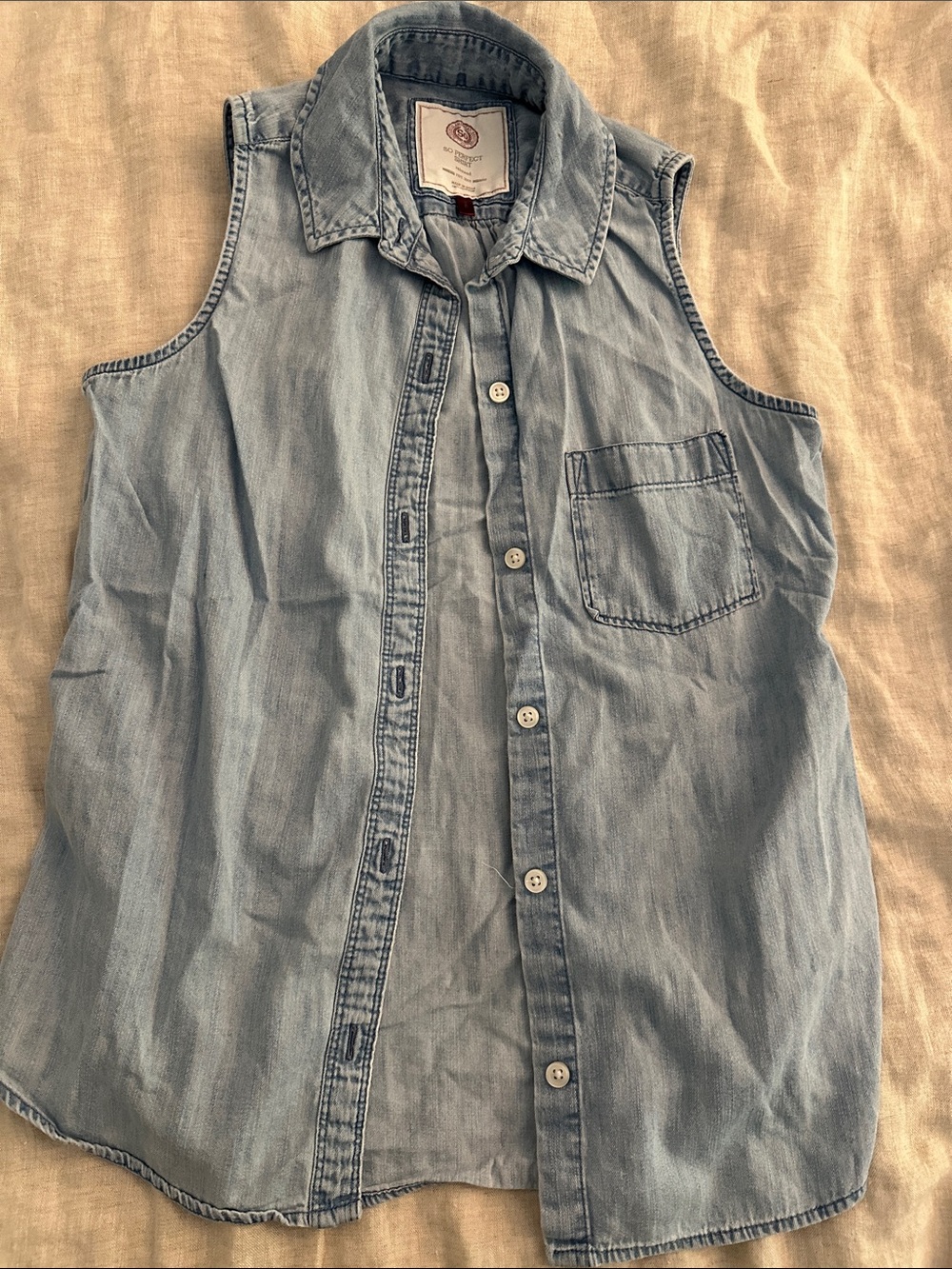 Authentic American Heritage Light Blue Denim Sleeveless Button-Down Chambray Top